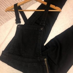 Cali-Demi Criss-Cross Black Overalls